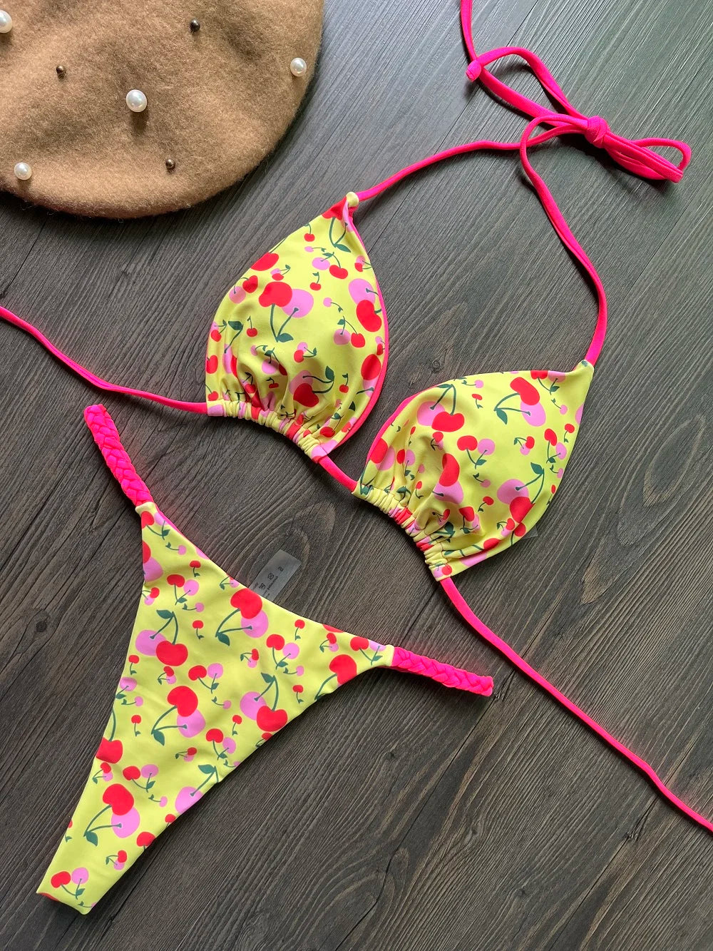 bikini Trilly