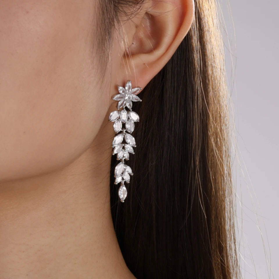 ZAKOL Exquisite Long Tassel Dangle Earrings for Women Inlaid Cubic Zirconia Leaf Bride Jewelry Fashion Wedding Dress Accessories