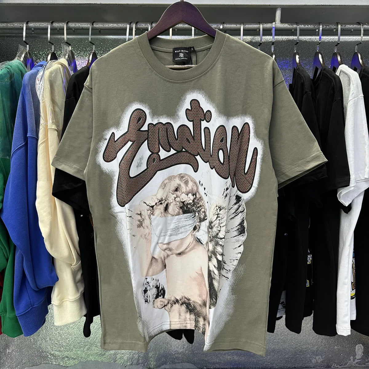 T-Shirt Mixed Emotion
