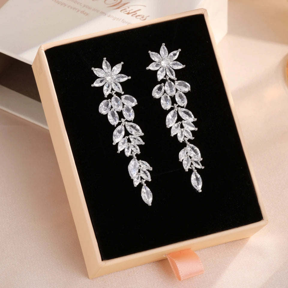 ZAKOL Exquisite Long Tassel Dangle Earrings for Women Inlaid Cubic Zirconia Leaf Bride Jewelry Fashion Wedding Dress Accessories